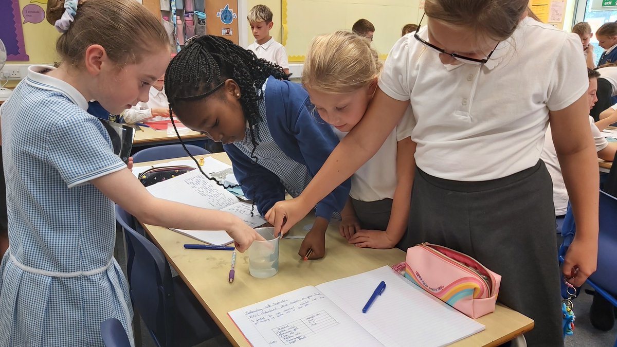 We carried out a simple fair test in Science to test the best material for mopping up spills. The children had good knowledge of variables and worked together well to test their materials 🧪 🥽 #wclpsscience