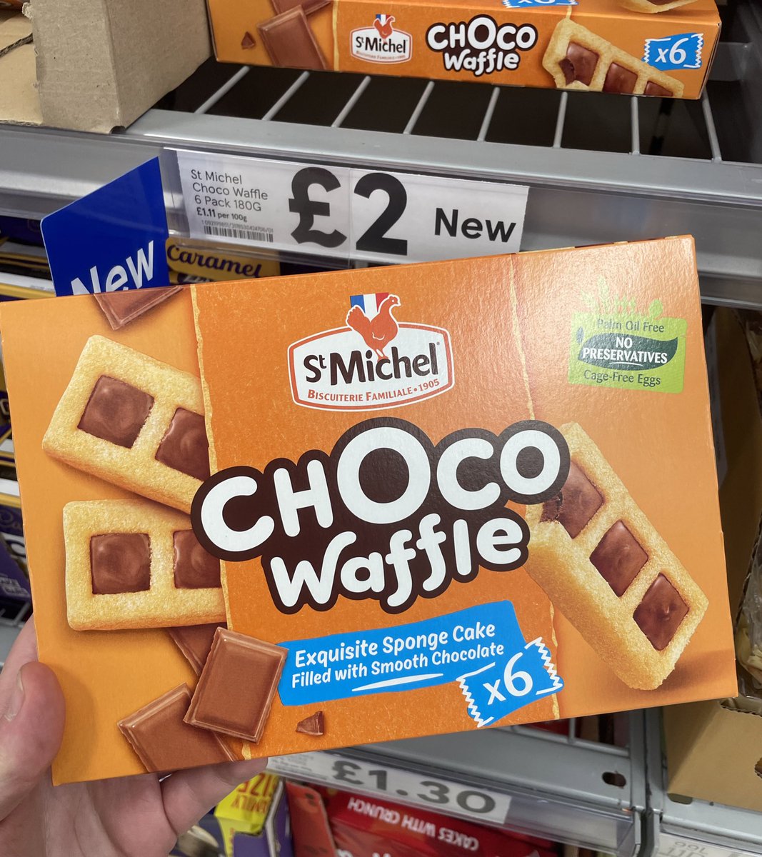All_Things_New_'s tweet photo. Choco Waffle and Burger! 👀 At Tesco @StMichel #stmichal #chocowaffle #chocoburger #choco #chocolate #waffle #burger #wellthisisnew https://t.co/EpeOuZhd1Y