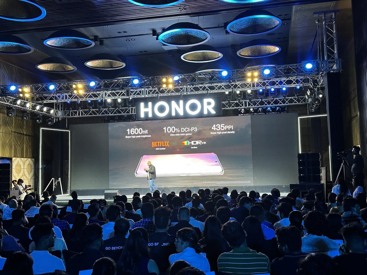 stufflistings's tweet image. Here at the Honor 90 launch event 😀
#Honor #Honor90 #ShareYourVibe