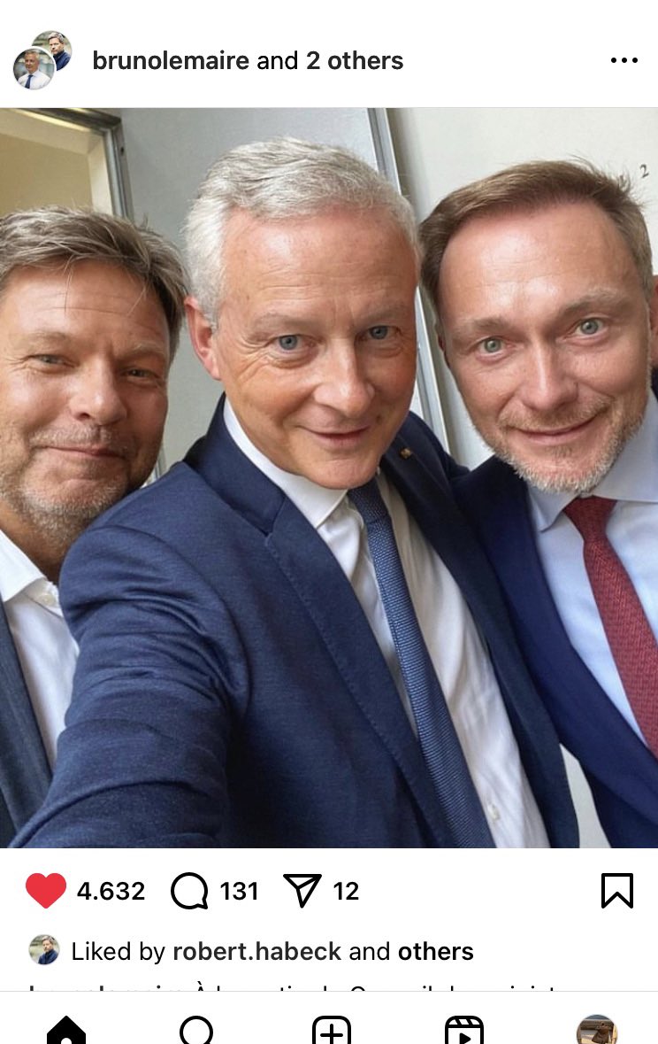 ich auf dem klassentreffen mit meinen damaligen mobbern