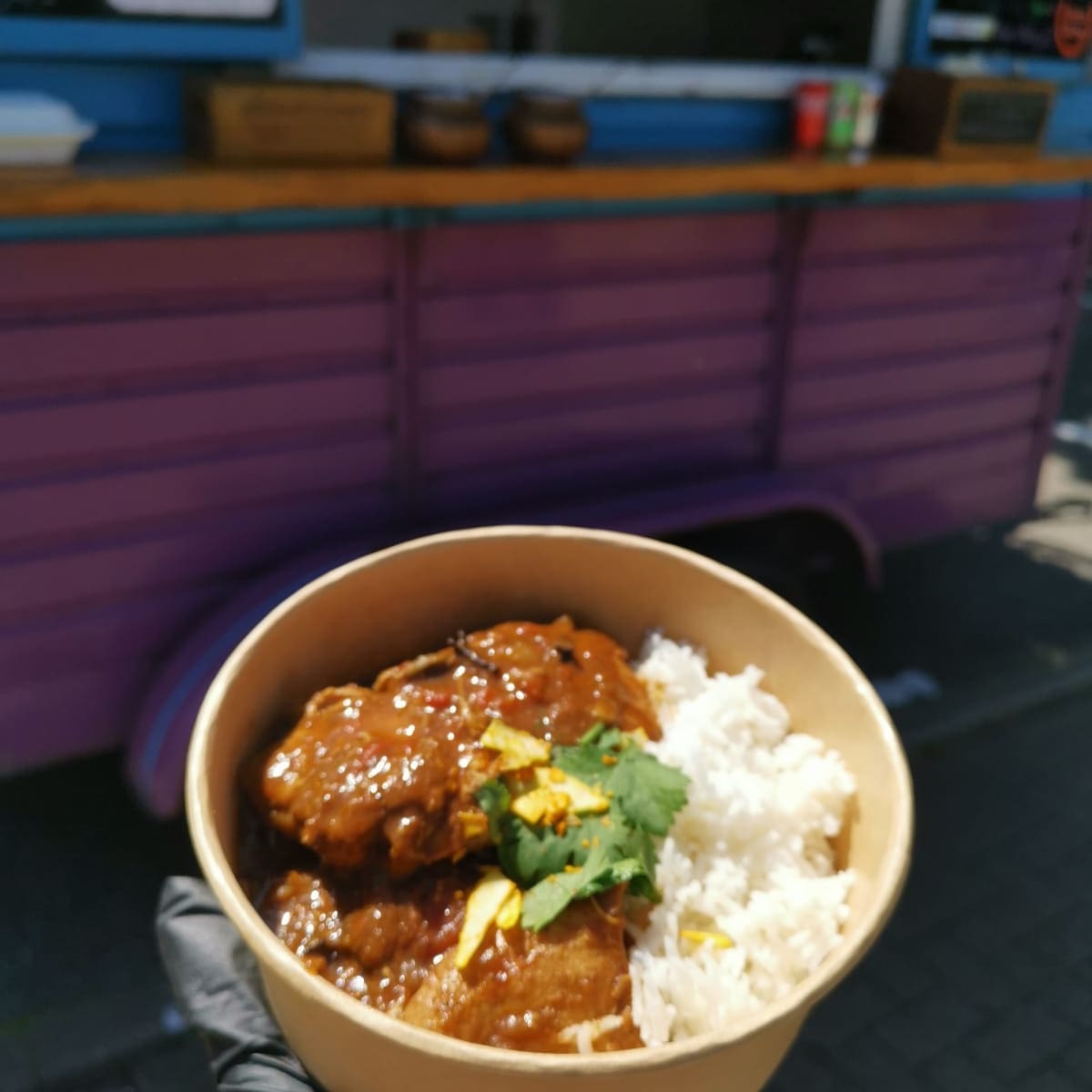 Come join us for lunch at Cambridge Science Park unit 332 serving 12-2pm alongside our fabulous @foodpark_cam pals 😁

Hit the link in bio to view our menu and place your order 👍