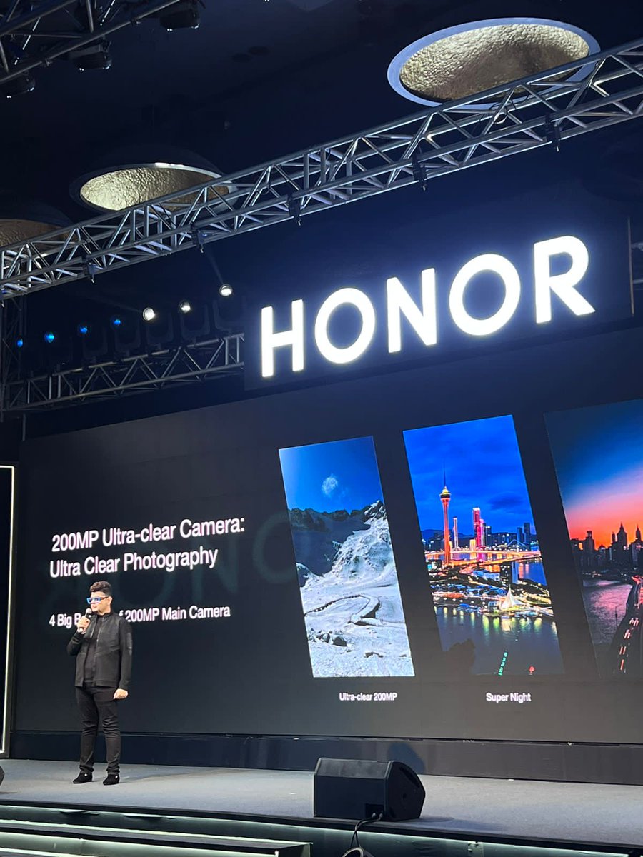 Honored to have @DabbooRatnani review the stunning HONOR 90. His verdict? 'A camera powerhouse that captures life's moments like never before!'

#HONOR90LaunchToday #ShotOnHONOR90