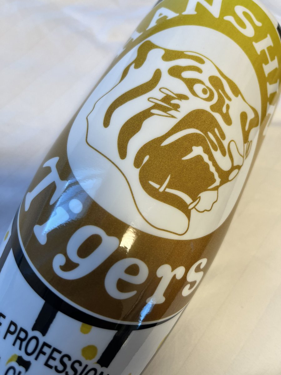 HyodoNote's tweet image. こんにちは世界
東京に住む甥っ子からの
リクエストで
阪神タイガースの
メガホンをプレゼント。
偶然にも今日、アレするかもとの事。
東京出張中でテレビ観戦は
出来ないけどナイスゲーム
期待してます。