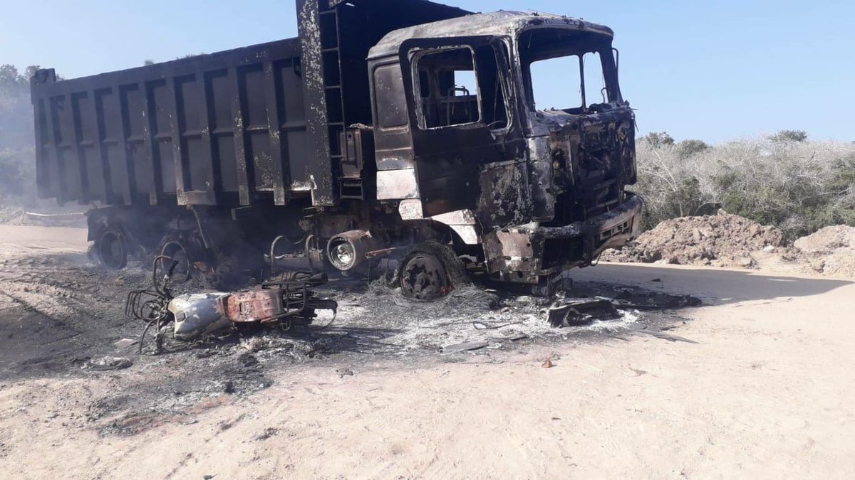 CTNSIS's tweet photo. #DECLASIFIED

ATTACK AT LAPSSET BODHEI

On 11 Mar 22 at 1435 hrs indicates 1 x LAPSSET constructor tipper has been burnt at K30 site, approx 5 km S of BODHEI
1 x Rider shot on the leg &amp; being attended at BODHEI FOB
BDA
X - 4 x Civ (Kenyans)
Y - 2 x Kenyan Civ and 1 x Chinese Civ https://t.co/z77VaptOjC