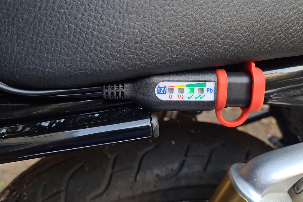 Updated OptiMate Battery Monitor

Weatherproof 12V battery lead and monitor, for instant checking and easy charging…

You Can Read Post here: bit.ly/3EBM35d

#BatteryCharger #BatteryMonitor #BatteryTrickleCharger #OptiMate #OptiMateBatteryMonitor @OptimateUK