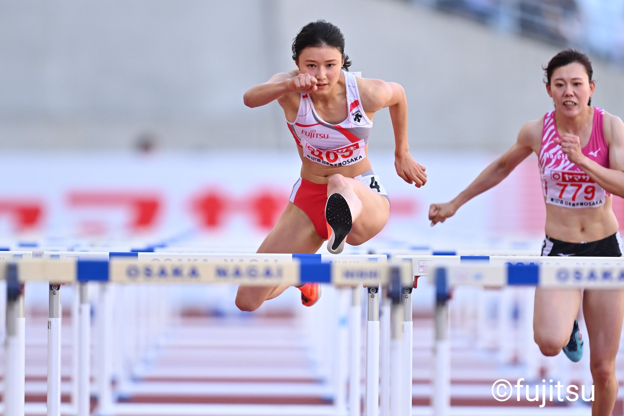 アジア大会　中国　杭州　TBS ピンバッチ　レア アジア大会、ピンバッジ集めが流行中 メディアセンターでは長蛇
