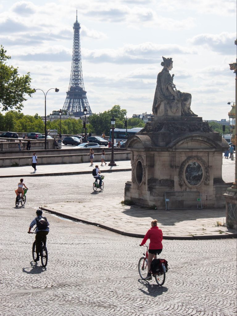 Eurocities (@eurocities) on Twitter photo Cities have a long-standing experience of promoting cycling 🚲🏙️.
A new Eurocities policy paper taps into those lessons to advice the <a href="/EU_Commission/">European Commission</a> ahead of the release of its historic #cycling declaration▶️ mvnt.us/m1460176 #EUGreenDeal Cities have a long-standing experience of promoting cycling 🚲🏙️.
A new Eurocities policy paper taps into those lessons to advice the <a href="/EU_Commission/">European Commission</a> ahead of the release of its historic #cycling declaration▶️ mvnt.us/m1460176 #EUGreenDeal