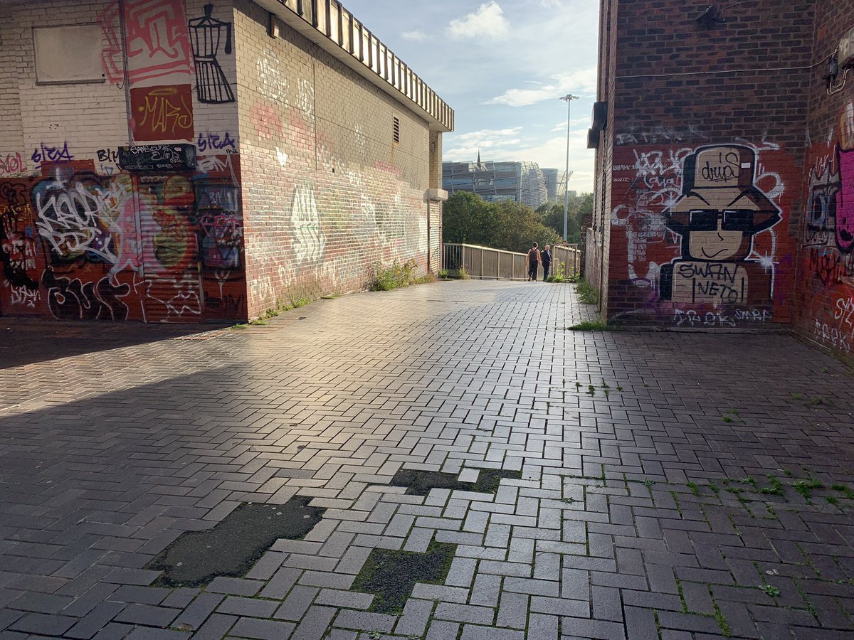 Jenny Harris tweet media