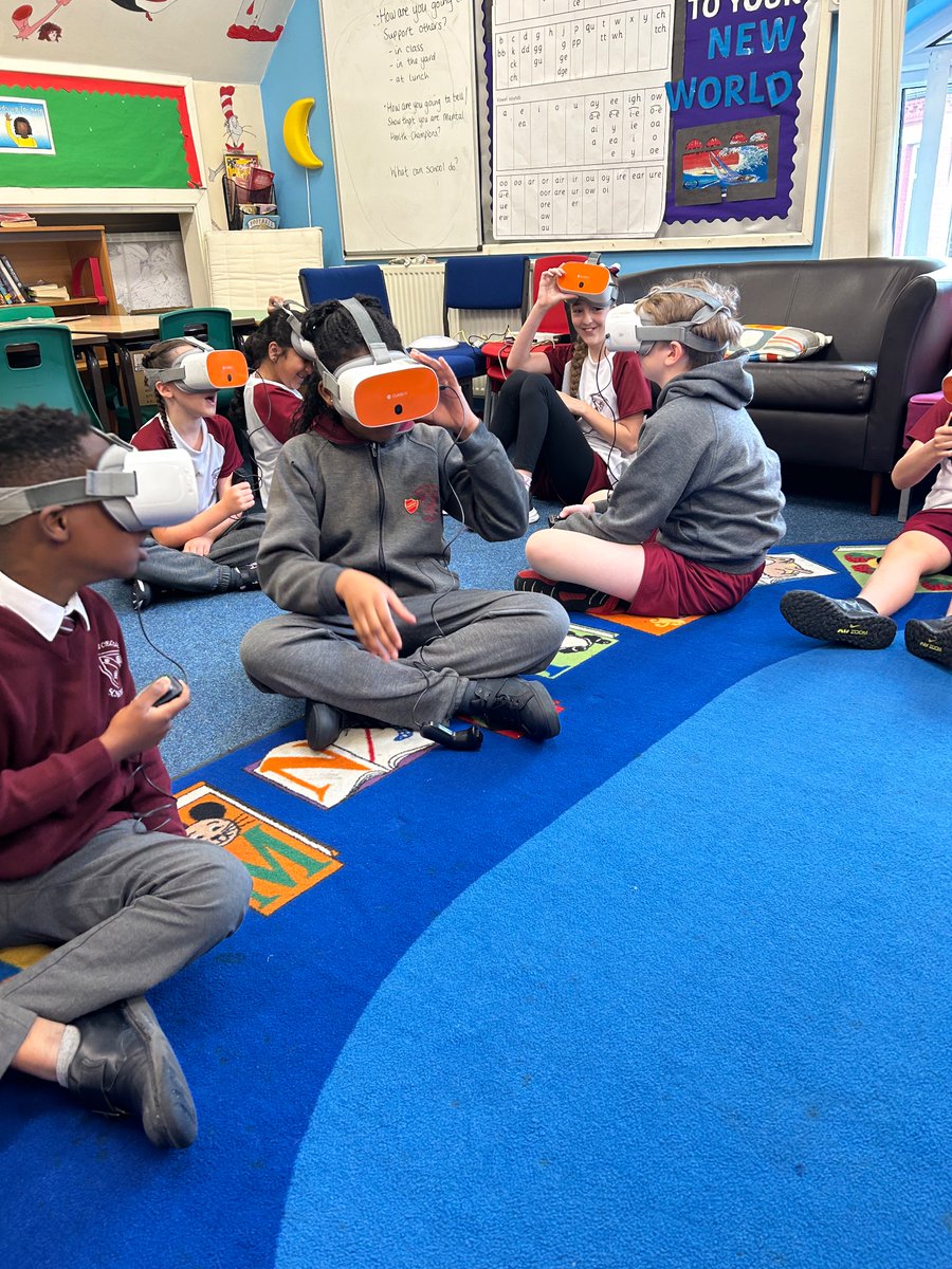 StCeciliascjs's tweet photo. Year 6 are experiencing the circulatory system through Class VR with @HiimpactZack . We have only just started and already the pupils are enthralled. What a fantastic way to bring learning to life. #StCeciliasScience https://t.co/Bht0Hive44