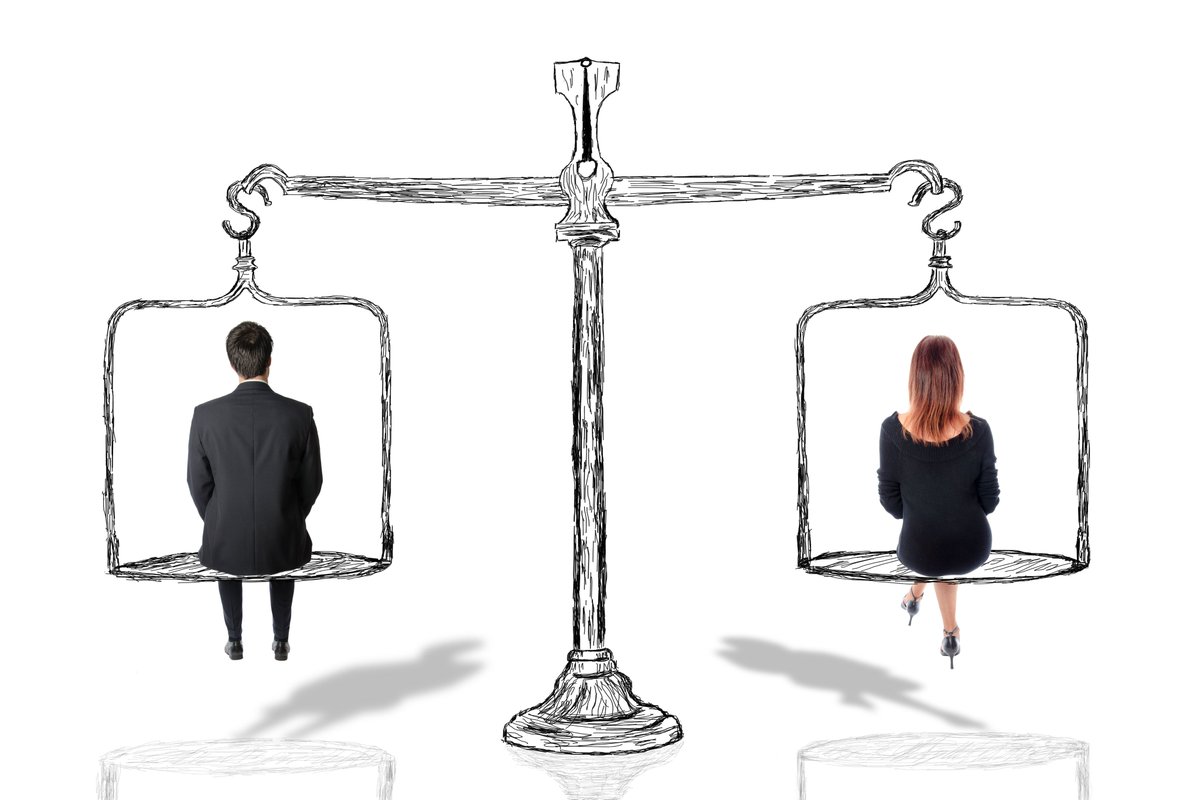 Courdescomptes's tweet photo. ♀️♂️ La politique d’égalité entre les femmes et les hommes menée par l’Etat : un sujet d’enquête dont VOUS êtes à l’initiative ! Suite à la consultation citoyenne lancée en 2022 et à laquelle vous avez été plusieurs milliers de participants, la Cour a investigué sur la question. https://t.co/b2ponj8vRr