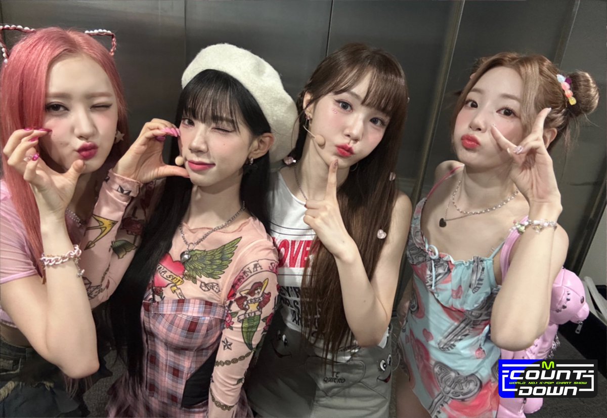 MnetMcountdown's tweet photo. 엘즈업 데뷔라니... 
너무 좋아서 어'휘 서'툴러 지네요❤️
정말 아무'나 나'누고 자랑하고 싶으니까🧡
최초 공개 무대 공'유 키'워드 하나 알려드릴게요💛
'케이'팝 최상의 걸그룹 조합!!💚
늦 '여름'도 HOT하게 만드는 실력X비주얼까지🩵
필'연 희'소성 가득한 무대가 될게 분명💙
엠카는 이미 엘즈업의 노'예 은'제나 엘즈유 할게💜

#EL7ZUP #엘즈업 #CHEEKY