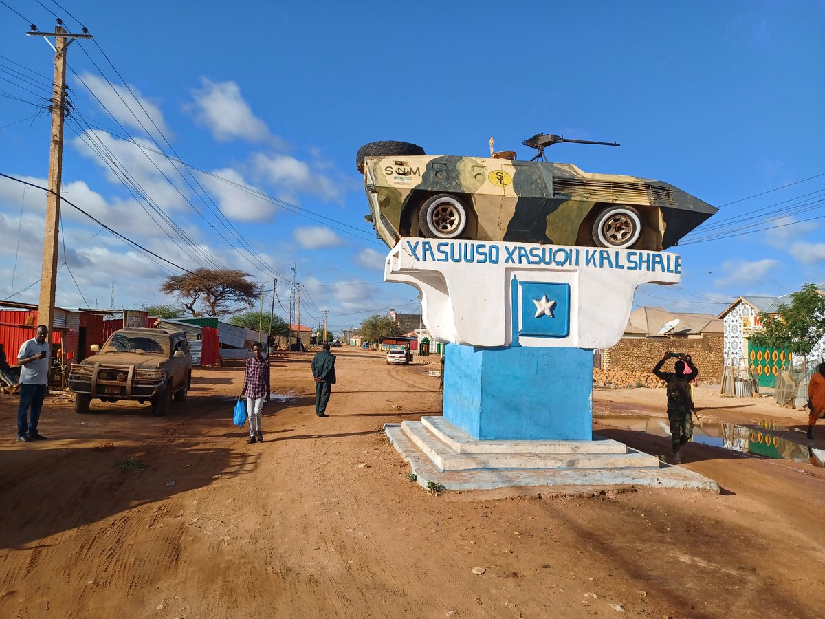 HoehneVirgil's tweet photo. @inside_africaa "It [SL gov.] assures the residents of Lasanood and Buhoodle that all necessary measures will be taken to ensure their safety and security." Don't you feel a bit ashamed? Xishood ma le, miyaa? https://t.co/nYmbukVYN7