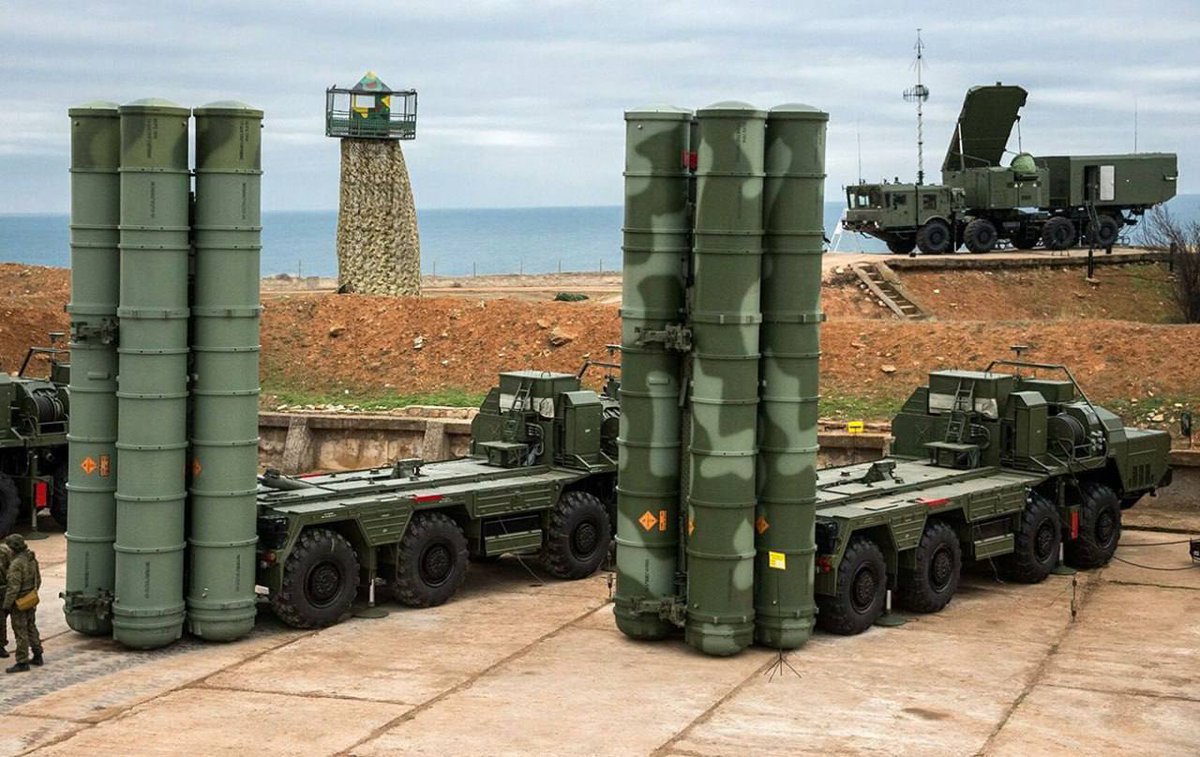Ukrainian Security Service and Ukrainian Navy have conducted a successful operation in temporarily occupied Crimea: Russian air defense complex "Triumph" worth $1.2 billion was destroyed - Ukrainska Pravda, citing sources in SSU. 

According to the sources, first, SSU drones hit