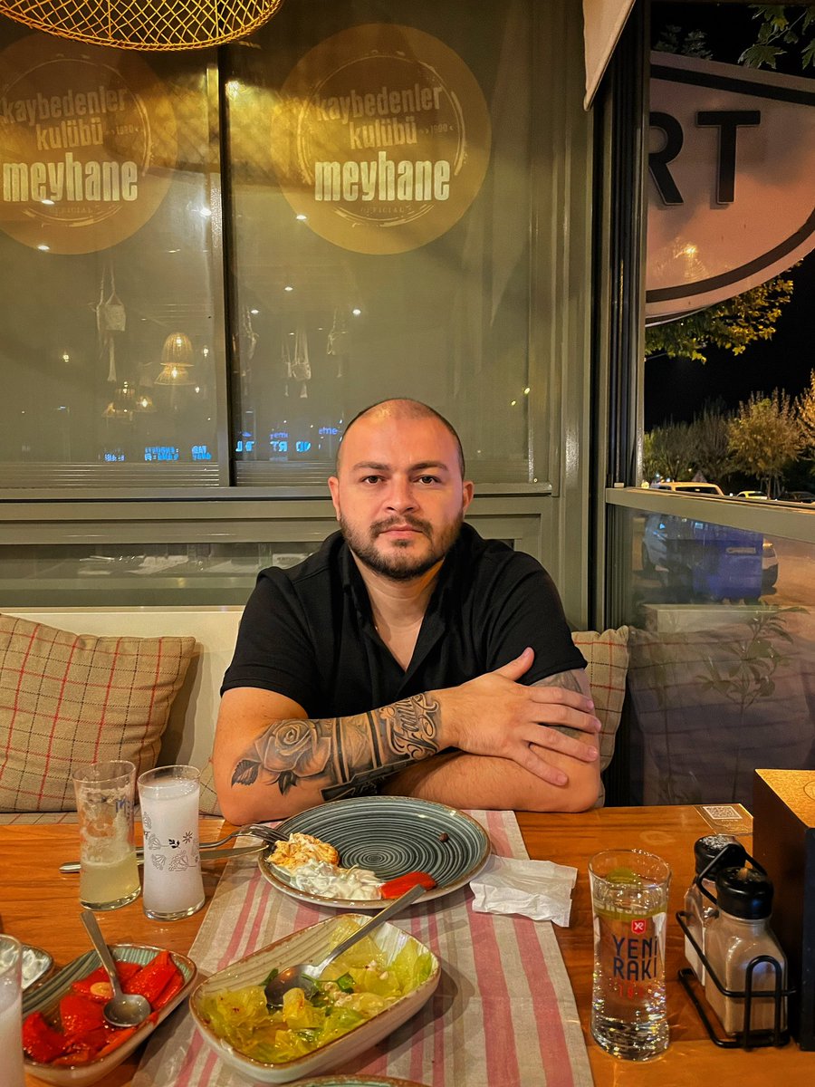 Samet YÜCE (@samettyucee) on Twitter photo Ateşten Gömlekler Giydik,
Sevgiden Düşler Kurduk .
Her Güzellikte Vardık, Kavga da Varız !
Zaferde Mutlaka Var Olacağız !
#SedatPEKER <a href="/sedat_peker/">Sedat Peker</a> 🇹🇷 Ateşten Gömlekler Giydik,
Sevgiden Düşler Kurduk .
Her Güzellikte Vardık, Kavga da Varız !
Zaferde Mutlaka Var Olacağız !
#SedatPEKER <a href="/sedat_peker/">Sedat Peker</a> 🇹🇷