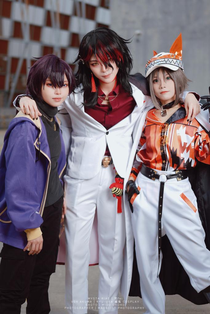 ku_akaane7's tweet photo. This is actually our very 1st and last shot of Vox with his bottoms set. I mean, it's not because Mysta is graduating but because I already sold his costume. So yea. 👍🏻
Mysta Rias: @yingfei44
Vox Akuma: @mecha_nemuiyo
Shoto: @Mananan0o1
#NIJISANJI #VoxAkuma #mystarias #shxto https://t.co/eMmUJFH4VE