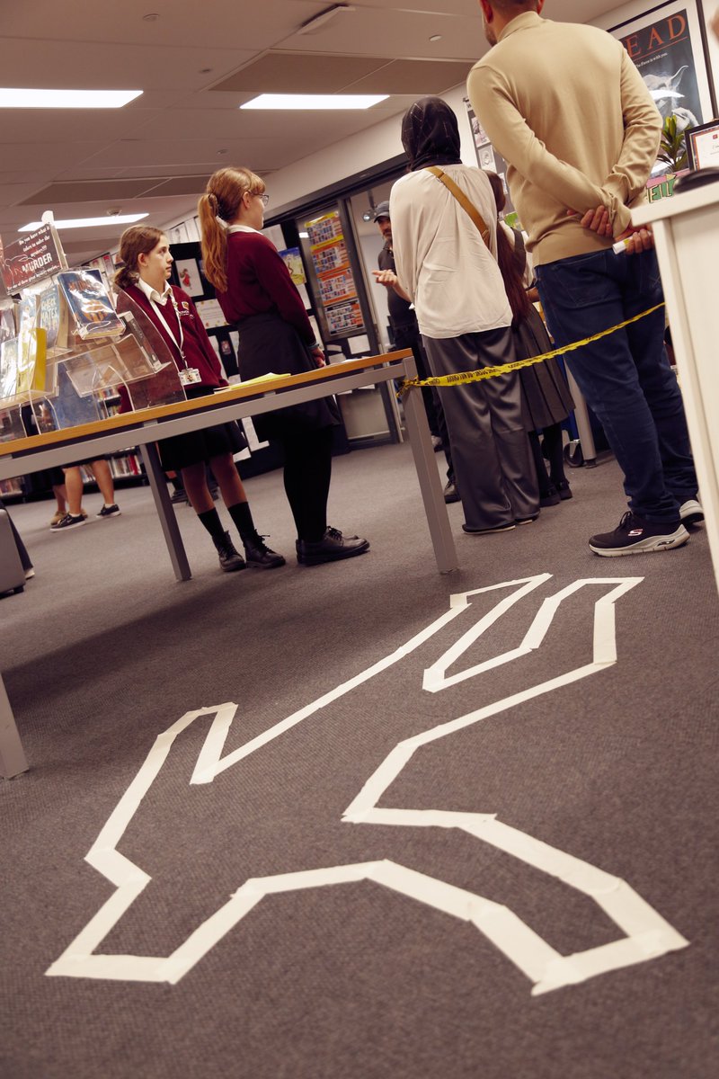 We had another action packed Open Evening here at Elthorne. Students and parents got to experience virtual reality, escape rooms, banana pancakes, robots and so much more! We can't wait to meet our new Elthorne students again next year.