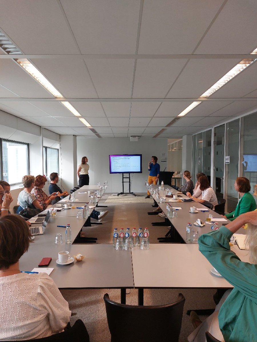 Wat is een goede manier van omgaan met onbedoelde en ongewenste uitkomsten in de zorg? Hierover schreven wij een signalement. Voorzitter <a href="/martinecdevries/">Martine de Vries</a> en oud-staflid <a href="/LA_Hartman/">Laura Hartman</a> bespraken met experts wat dit vraagt van hun werk in de praktijk. ceg.nl/documenten/pub…