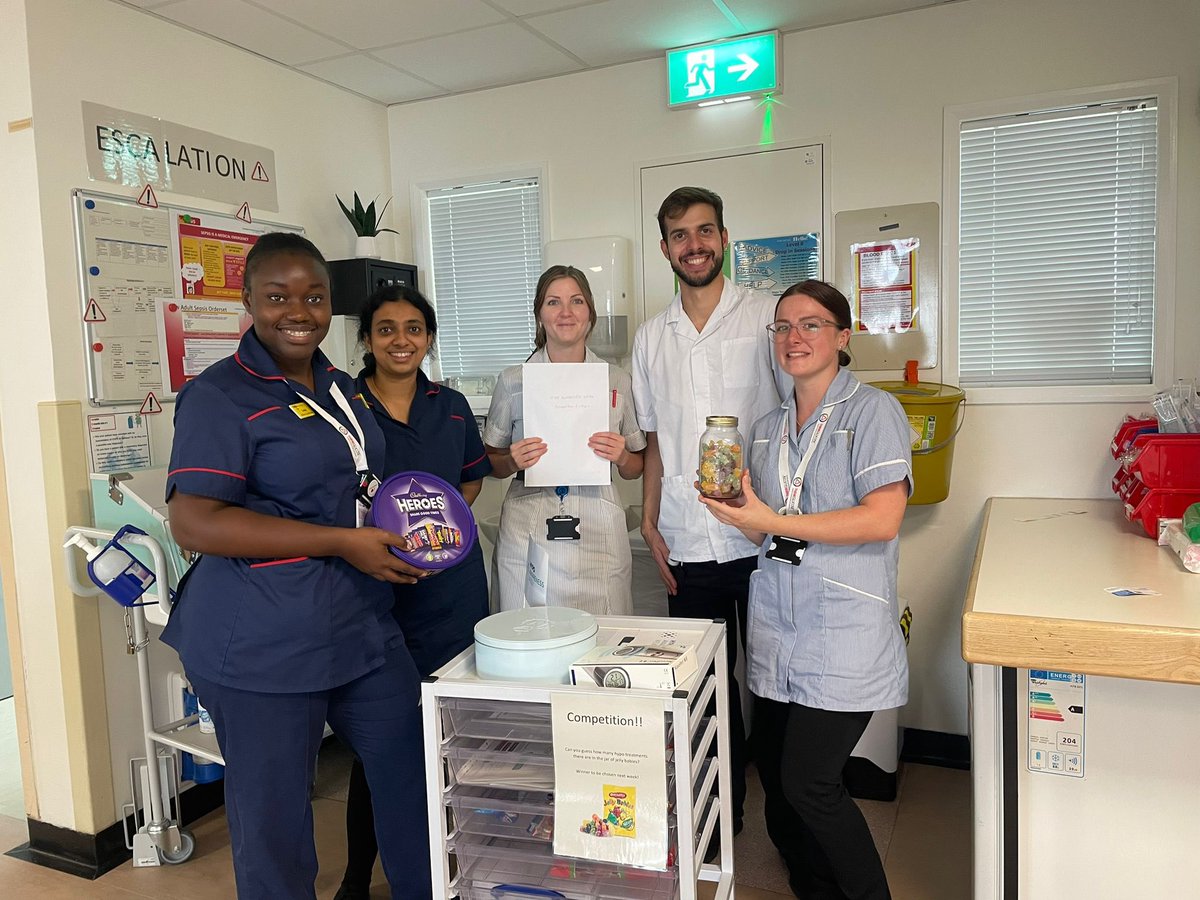 Hypo awareness week <a href="/CUH_NHS/">Cambridge University Hospitals NHS</a>  taking our education trolley to the wards plus a few competitions for staff ! #HypoAwarenessWeek #hypoawarenessweek2024