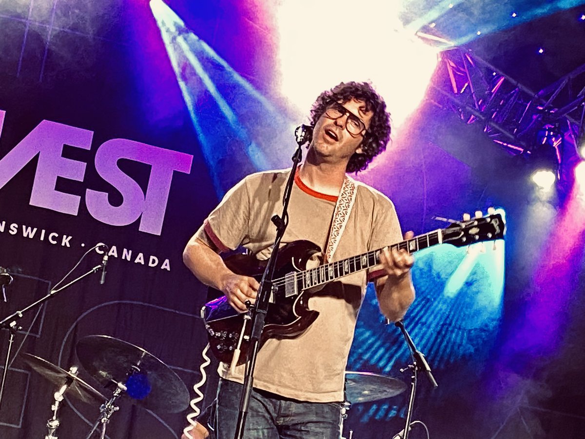 Crashola's tweet photo. Head hit the pillow around 1:15am…first alarm at 4:30am 🥴
But @whitedenimmusic was absolutely worth staying up well past my bedtime! They ripped! 🔥
Now…where’s the COFFEE!? @Move1069 @Harvest_Canada
#MyHarvest #FreshPots https://t.co/fDgoZ3IINl