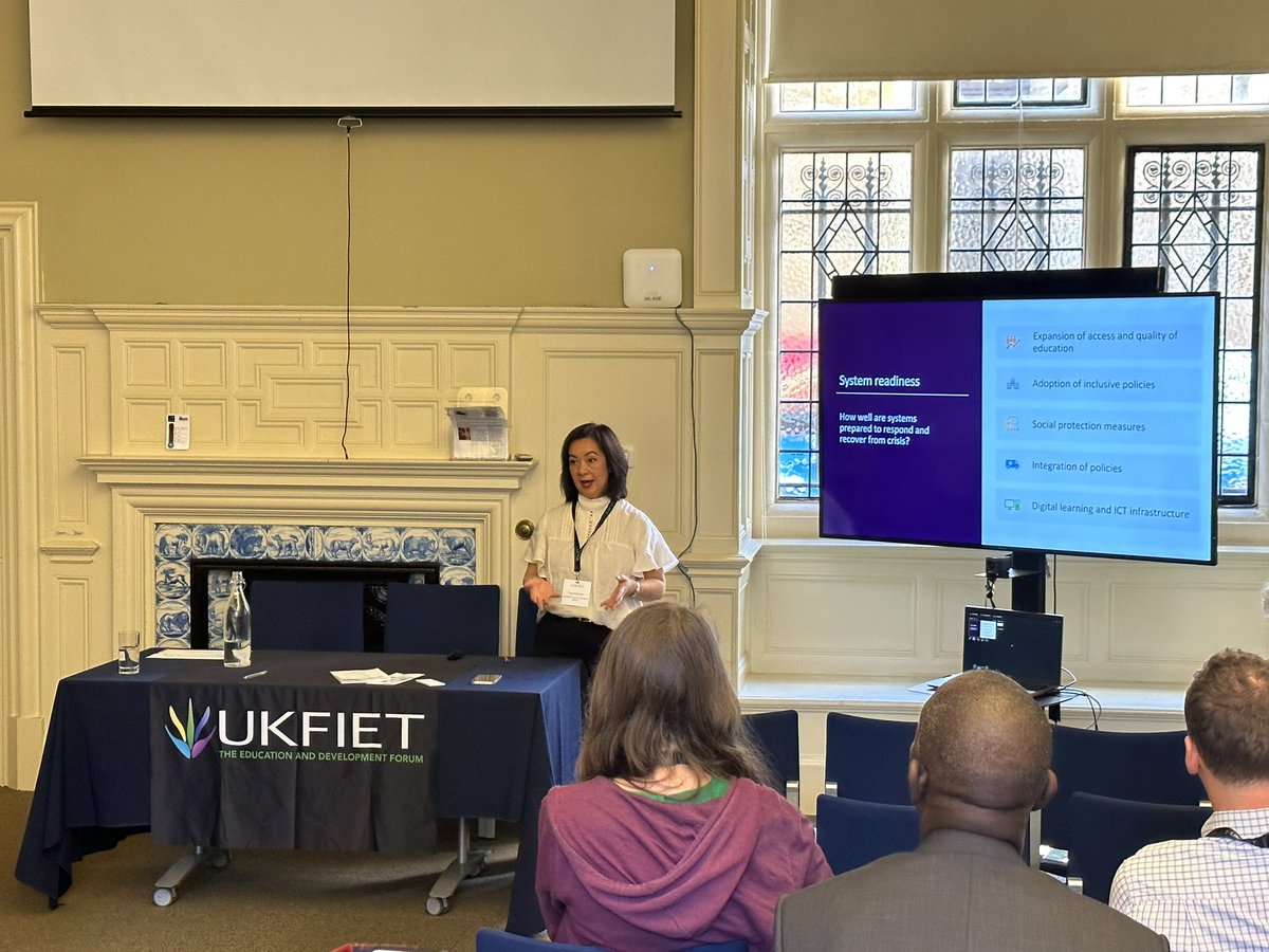 LJMUSociology's tweet photo. Insights into the use of participatory approaches to shape inclusive education - important to both listen to people and also have strong leaders and collaboration @UKFIET and role of community schools and supportive services like translators #ukfiet #ukfietconf https://t.co/mGxagDoCaw