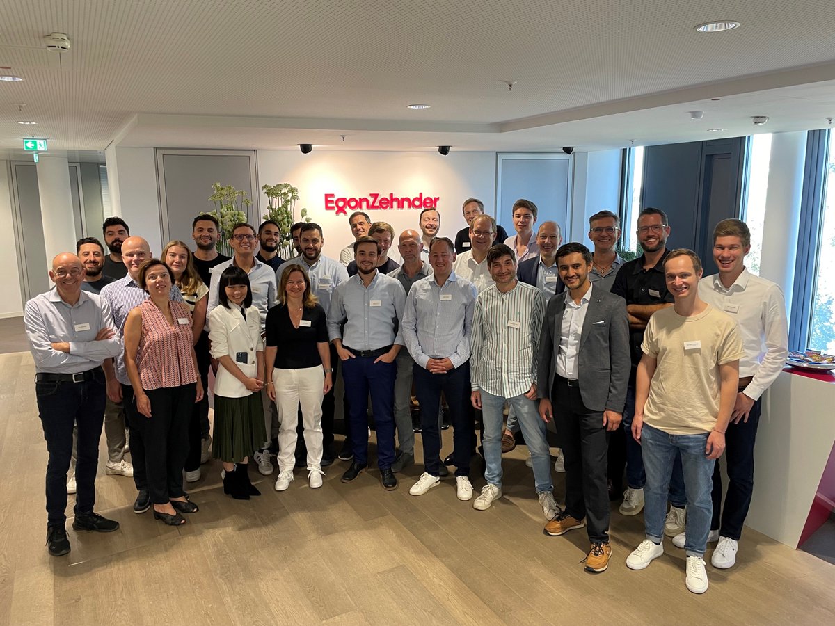 Am 8. September fand das #VisionLab-Event in unserem Düsseldorfer Büro statt. Ein spannender Tag mit vielen inspirierenden #StartUp-Pitches und #Mentoring-Sessions in Kooperation mit der Handelsblatt Media Group und Earlybird.

Vielen Dank an alle Teilnehmer:innen!

#Networking