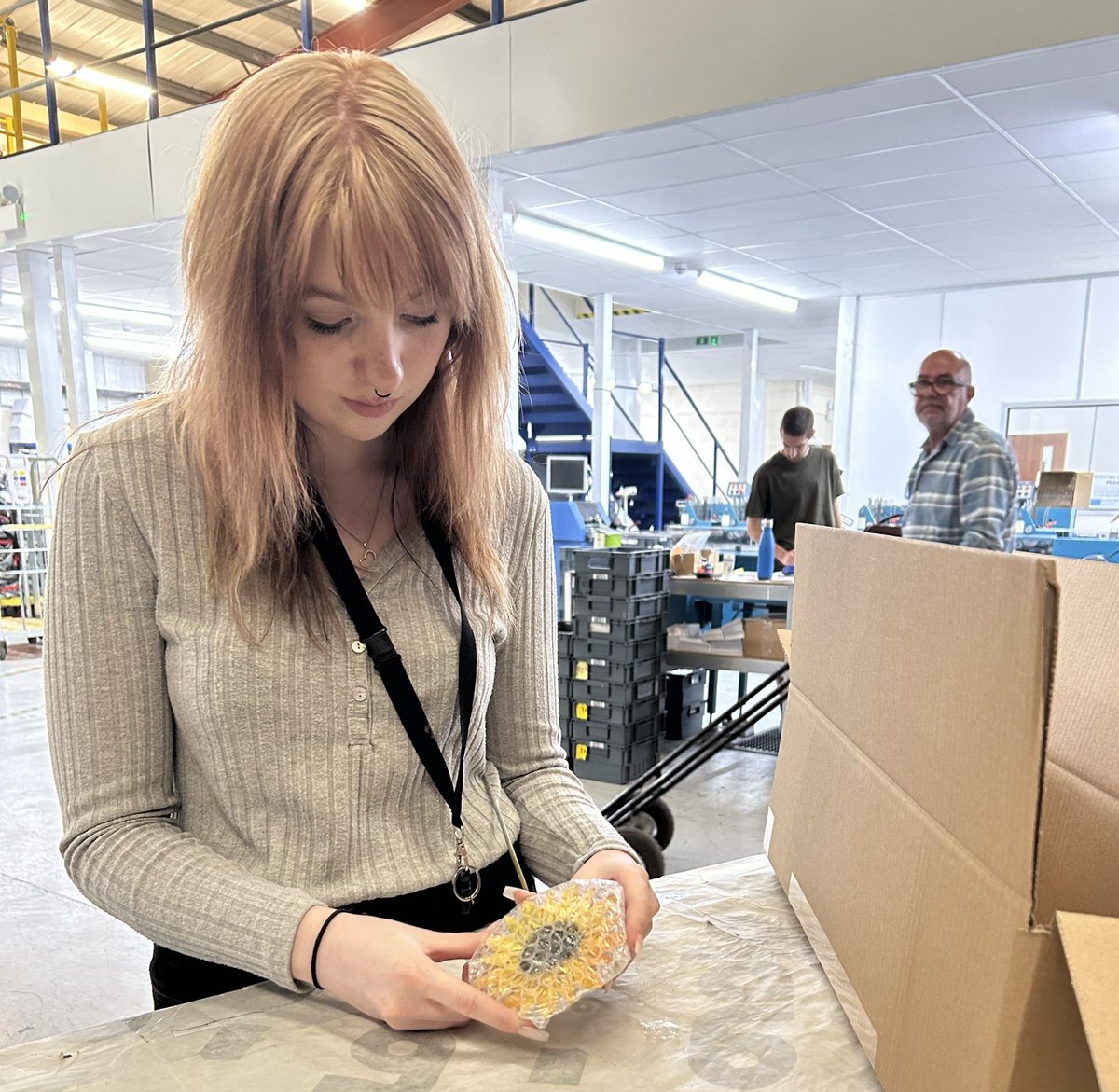 Blue Print Direct Mail (@bpdmuk) on Twitter photo This week we are busy packing <a href="/StRichardsHosp/">St Richard's Hospice</a> Sunflowers to post them to their recipients.
Did you know one of the services we offer is fulfilment of orders resulting from your campaign.
Email us at sales@bpdm.uk and we will call you back to disucss your requirements. This week we are busy packing <a href="/StRichardsHosp/">St Richard's Hospice</a> Sunflowers to post them to their recipients.
Did you know one of the services we offer is fulfilment of orders resulting from your campaign.
Email us at sales@bpdm.uk and we will call you back to disucss your requirements.