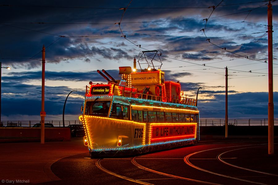 Experience the magic of Blackpool Illuminations from a different perspective with the Illumination Tram Tours. To avoid disappointment, we recommend that you book your tickets in advance ✨ 🔗 bit.ly/illuminationst… 📷 Gary Mitchell | @BplHeritageTram