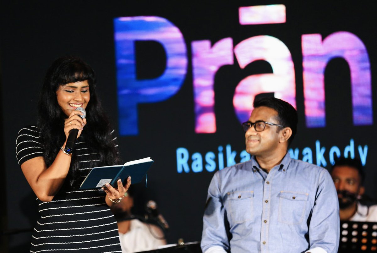 rasikajy's tweet photo. This was an unforgettable evening with the launch of ‘Prana’, three books written by me focusing on three different aspects of life. The event was a huge success, with great crowds, great vibes &amp; lovely music. So grateful to everyone who came out to support my work. #SriLanka https://t.co/wtjzEIYgMt