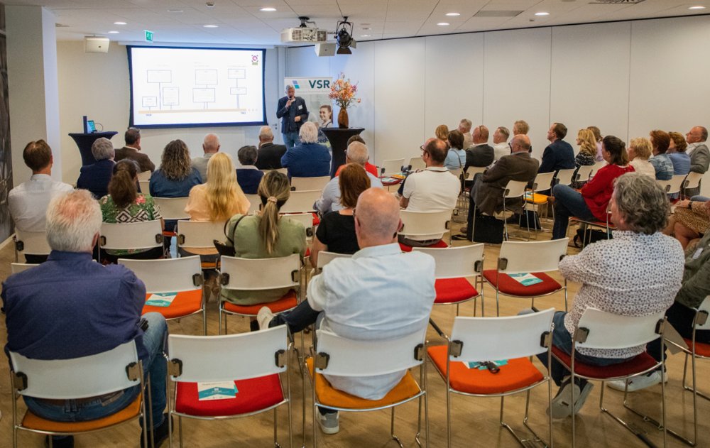 Controleurs en inspecteurs zijn welkom om praktijkervaringen te delen tijdens bijeenkomst van @VSRschoonmaak en SSK.
facto.nl/32647/vsr-en-s…