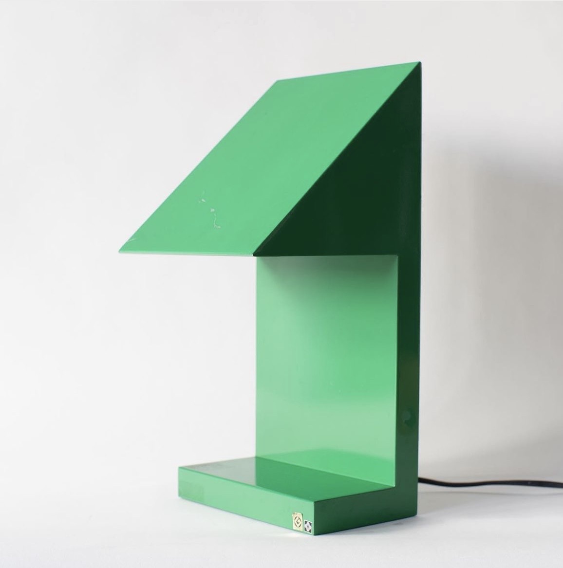 Happy birthday to Ettore Sottsass, founder of the 1980s design collective Memphis, who was born #onthisday in 1917 🎈
 
Known for his use of bold colours, here are a few of our favourite pieces which he designed…
 
Read our profile on #EttoreSottsass – bit.ly/3L4NHzV