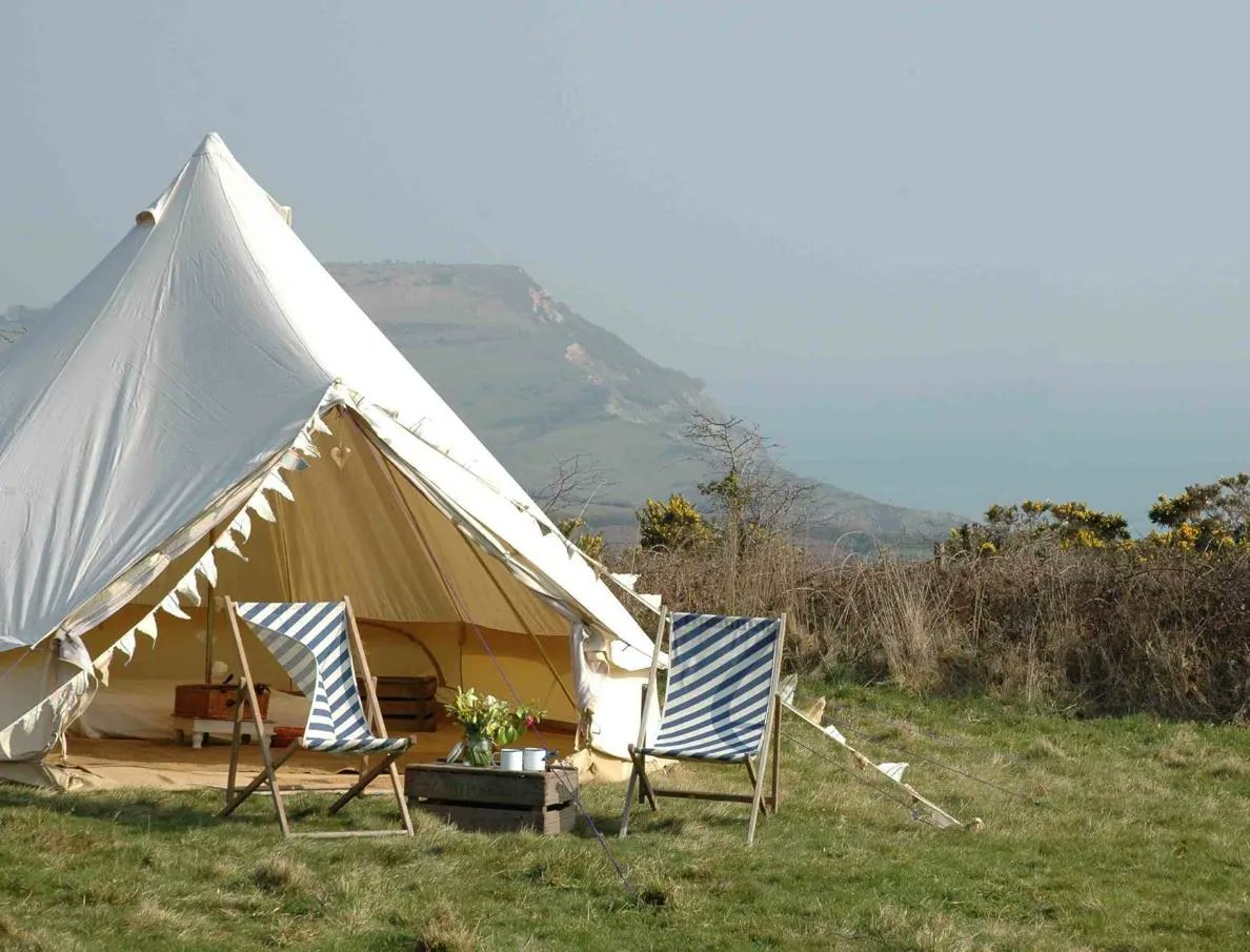 Bell & Breakfast, the premier bell tent hire company in Dorset, is your ticket to fabulous glamping along the stunning South West Coast of England. 🏕️✨
camping-directory.uk/bus_more_info.… 
#BellAndBreakfast #BellTentHire #Glamping #Bridport #Dorset #SouthWestCoast