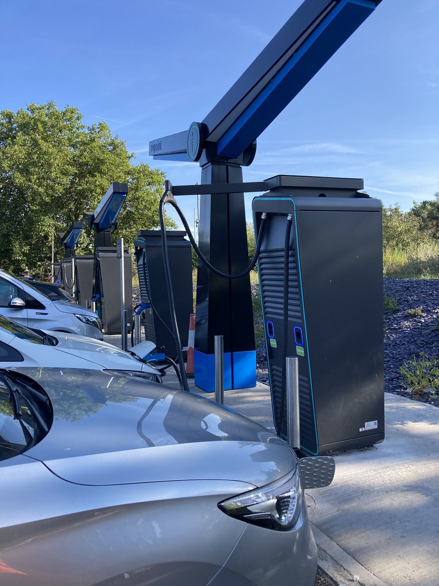Alex Lyall (@alexlyall_sg) on Twitter photo Time for a coffee and battery top up on our way into the London ULEZ zone. #EV #surveying #stormgeomatics Time for a coffee and battery top up on our way into the London ULEZ zone. #EV #surveying #stormgeomatics