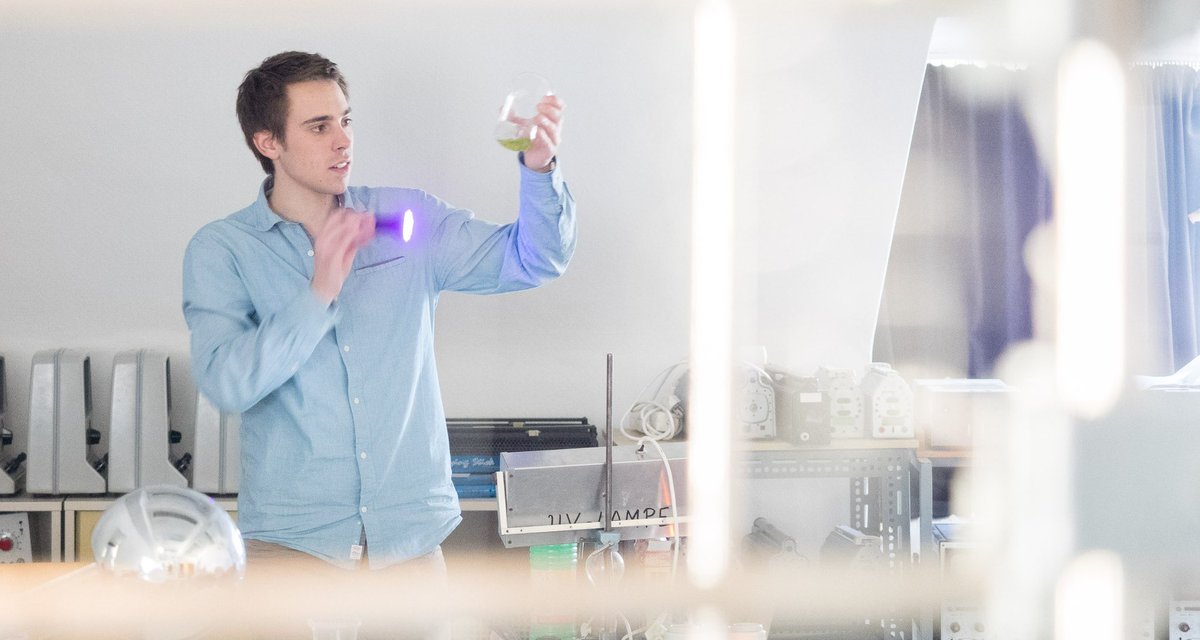 Reminder: The application deadline for winter term 2023 is on Sep 22nd!

Here are the offered bachelor degree courses at Philipps-University Marburg: 
BSc Physics
BSc Physics &amp; Economics
BSc Physics &amp; Green Technologies
BEd Physics
Further information at uni-marburg.de/de/fb13/studiu…