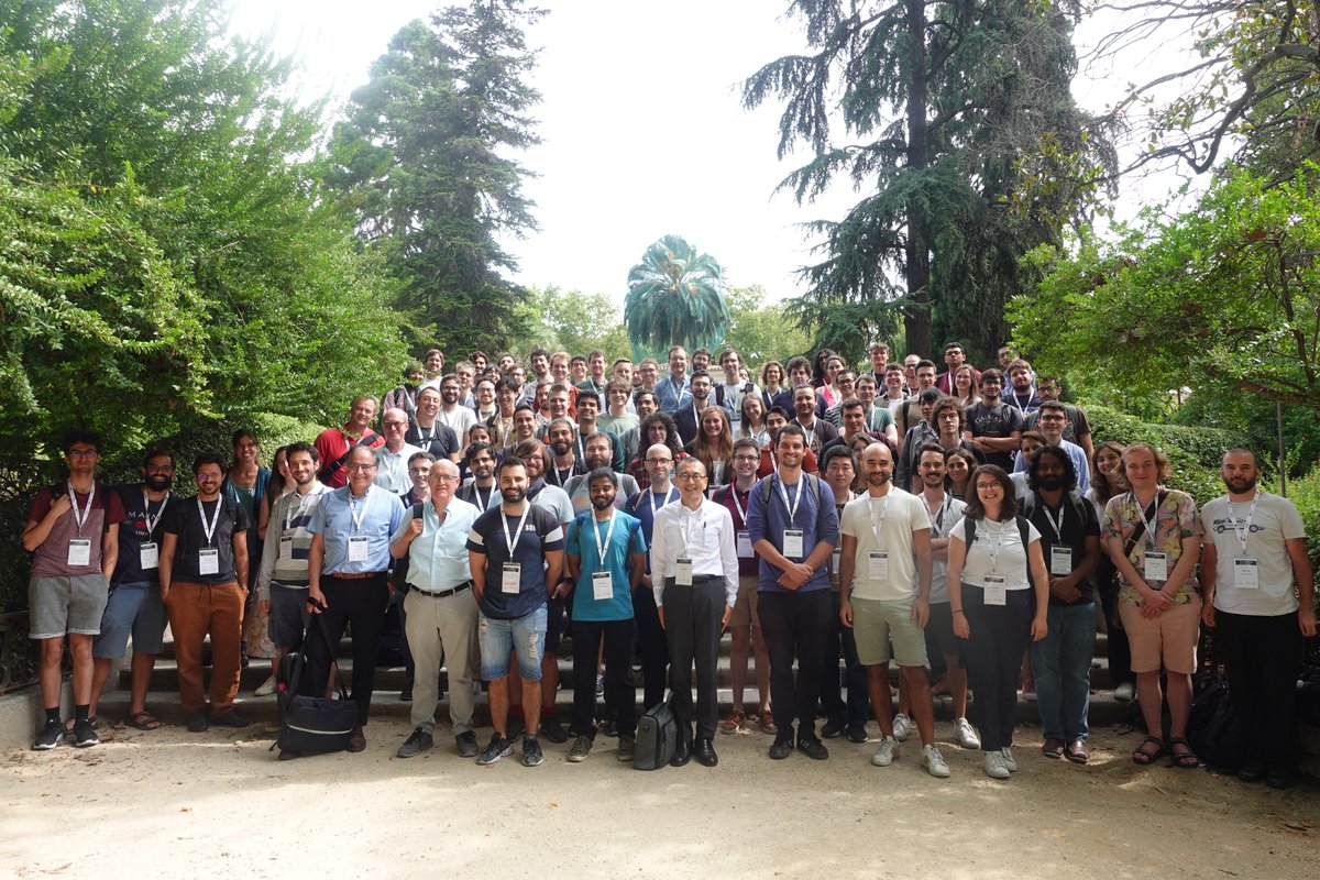 📸Family photo from the #Swamplandia Conference held at the unique environment of the <a href="/RJBOTANICO/">REAL JARDÍN BOTÁNICO</a> downtown Madrid 🌳

Read more about #Swamplandia here: ift.uam-csic.es/en/content/swa…