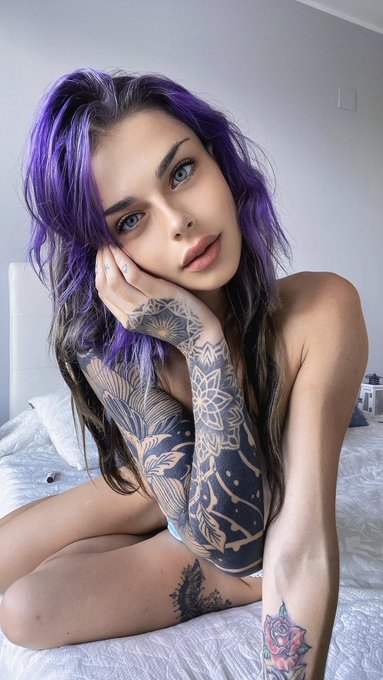 Kuroha Suicide’s pics and videos