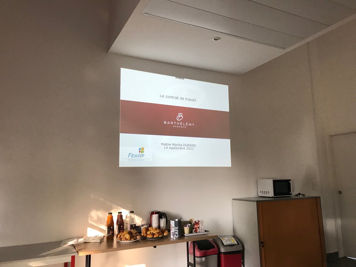 FEHAP_PdL's tweet image. Les membres du #ClubRH de la FEHAP Pays de la Loire bénéficient ce matin d'une séquence dédiée aux contrats de travail, avec l'intervention de @MariliaDurand @Cab_Barthelemy.
Merci à l'Association des Apsyades (#AdhérentFEHAP) pour l'accueil de cette réunion dans ses locaux.