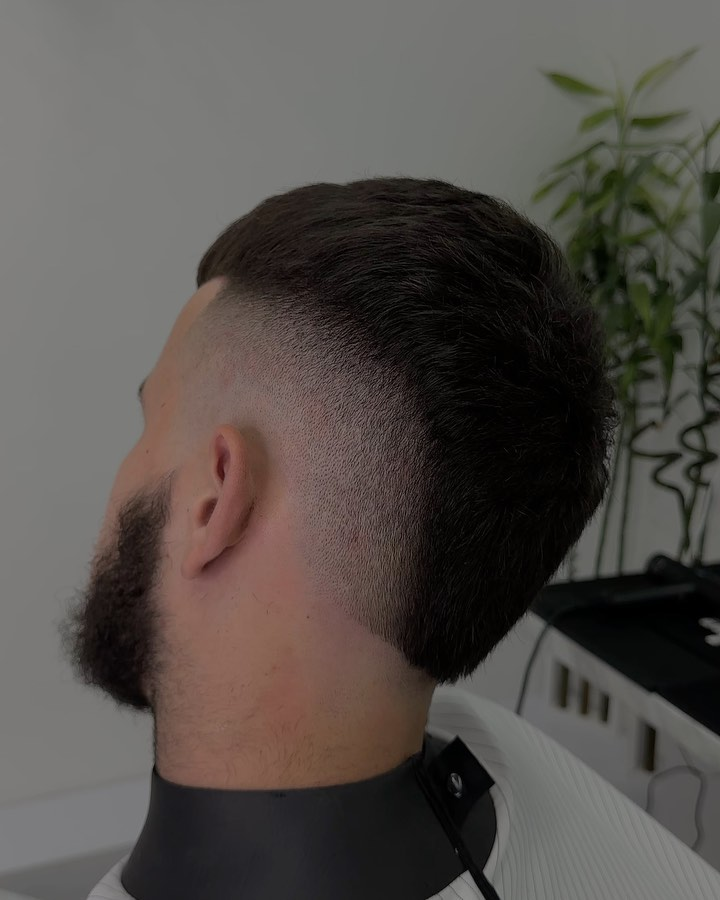 dapper_the_'s tweet photo. #barbershop #barber #barbering https://t.co/VMFrc48JuQ