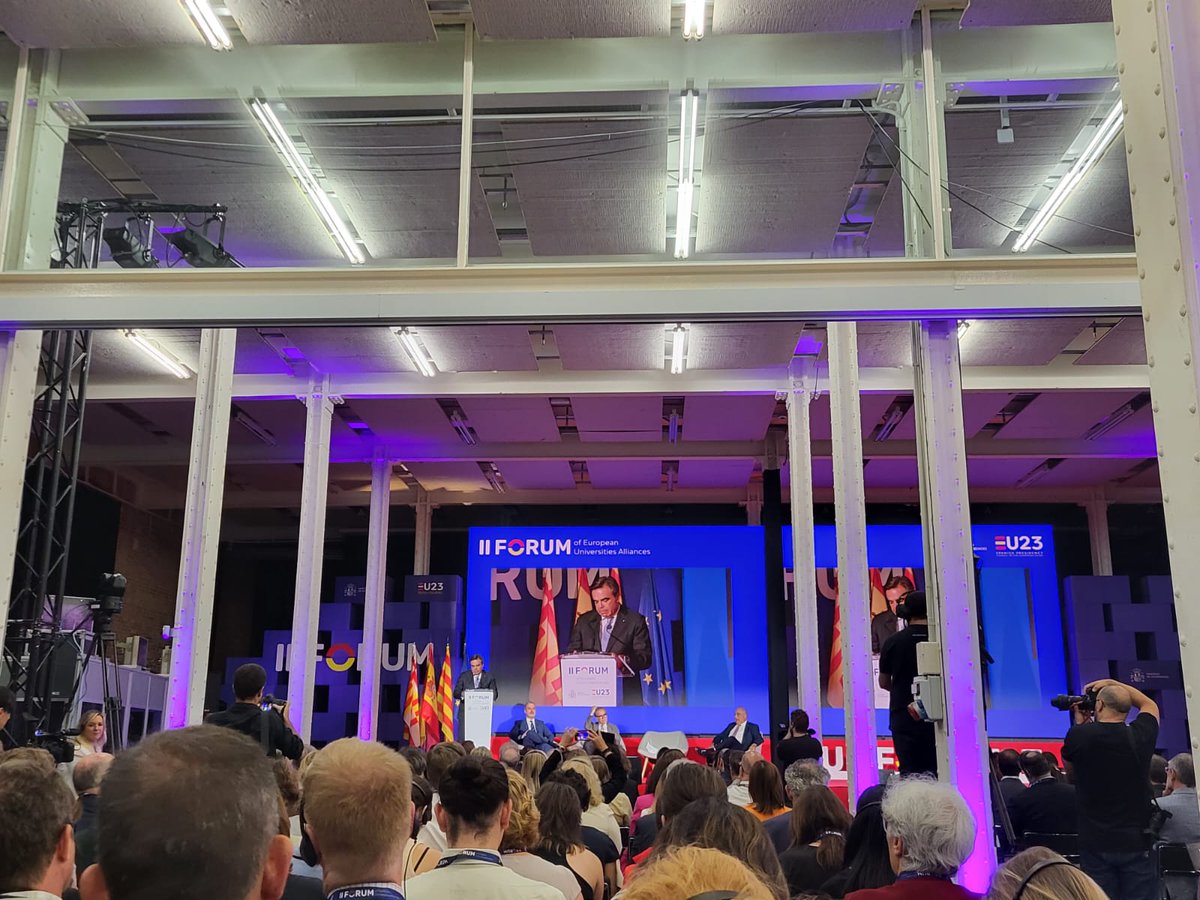 🗨️Universities are communities of learning which are putting knowledge to good use in a world that is becoming darker and more insecure - @MargSchinas 

We are happy to participate in the Forum on #EuropeanUniversitiesAlliances in Barcelona!

🔗…europeanuniversitiesalliances2023.com/streaming/