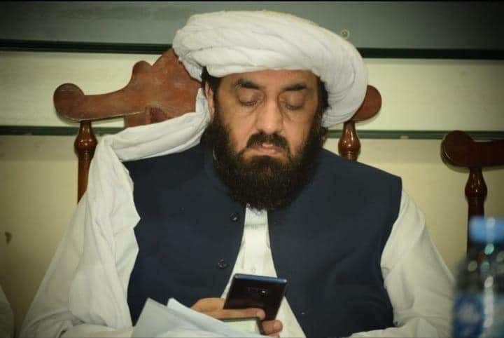 HabibullahDmc's tweet photo. مستونگ،
مستونگ میں چوتو کے مقام پر گاڑی کے قریب دھماکہ حافظ حمداللہ سمیت کئ افراد زخمی، زخمیوں کو غوث بخش میموریل اسپتال منتقل کردیا گیا، مزید طبی امداد کیلۓ کوئٹہ منتقل کیا جارہا ہے  عینی شاہدین https://t.co/JzrzYLqZK6