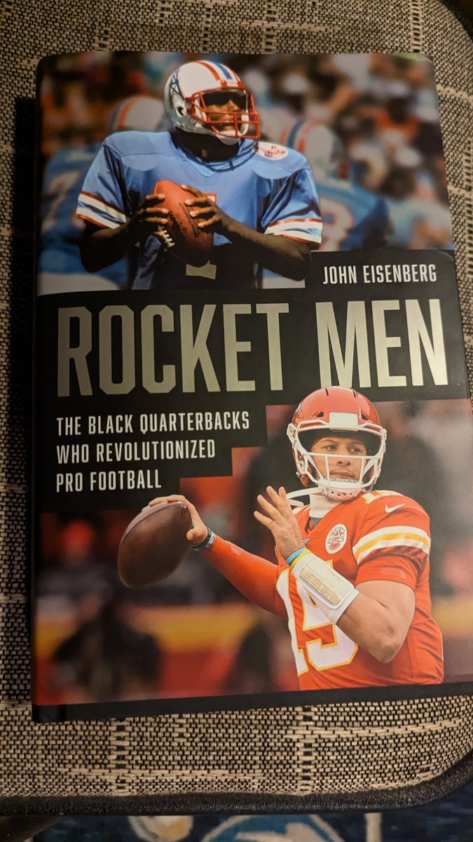 PigskinDispatch's tweet photo. @BmoreEisenberg joins us on the #podcast to discuss his latest book, Rocket Men on the Black Quarterbacks Who Revolutionized Pro Football. Great history here! @pigskindispatch https://t.co/4eKJ7kUbgj #RocketMen @SportsHistoryHQ @FootballHistory @FootballLearn1 @TheSportsPage4