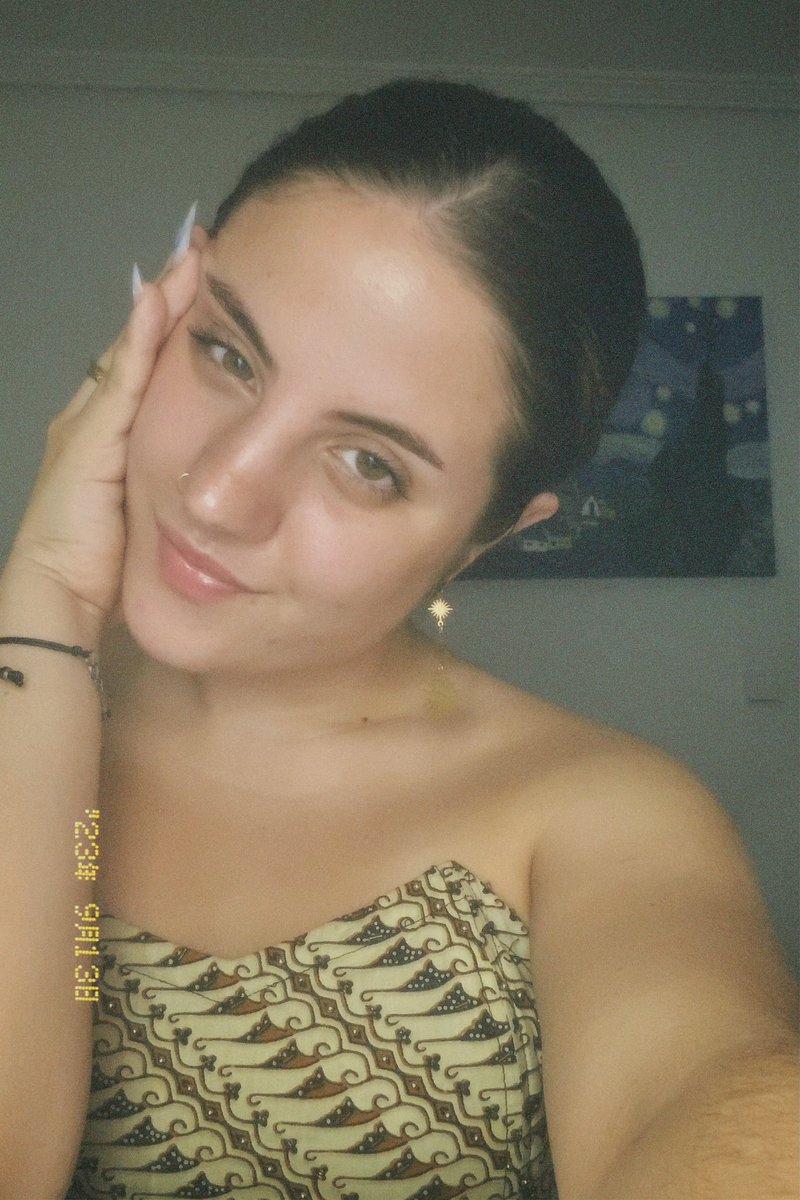 paulasolerrrr's tweet photo. 🪲✨ https://t.co/iVmkhBXAss
