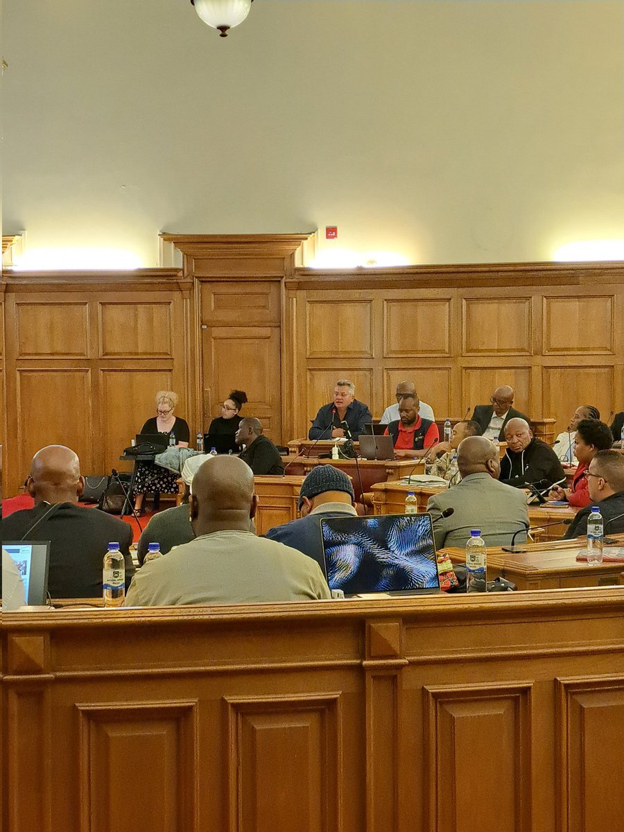 MMCKennyKunene's tweet photo. MMC @Kenny_T_Kunene together with other Members of the Mayoral Committee and City officials are at the Gauteng Legislature this morning briefing the National Council of Provinces on the Lilian Ngoyi /Bree Street explosion rehabilitation with a site visit to follow #JHBExplosion https://t.co/eopAbIk1jn
