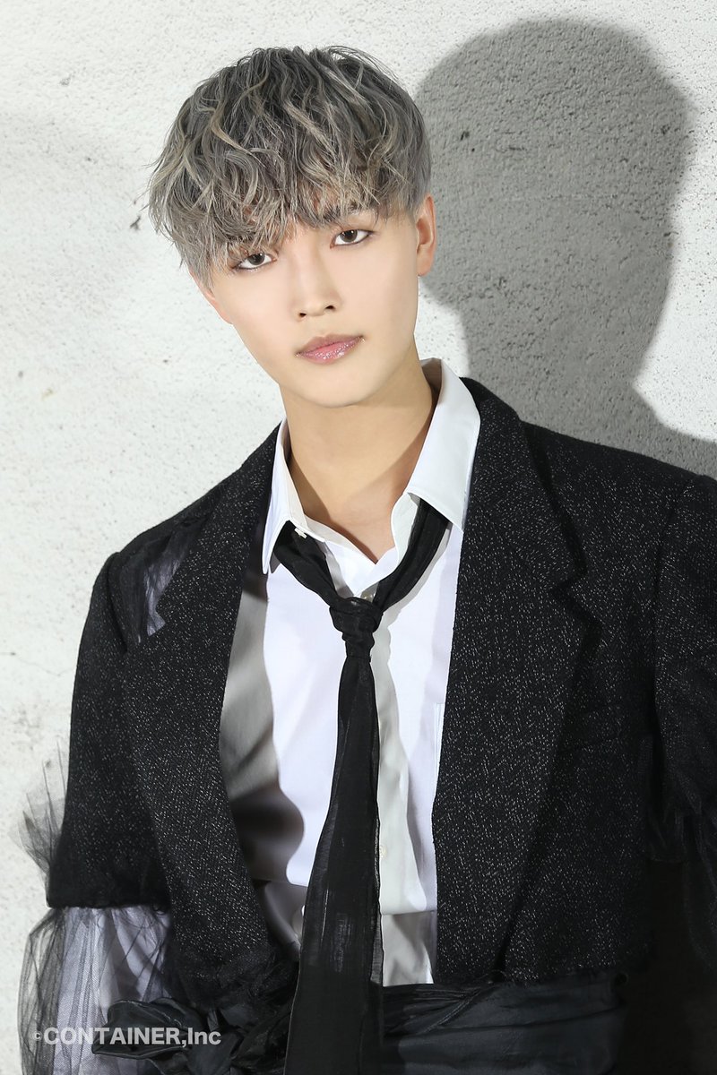 UK_official_jp's tweet photo. #UK
◆除隊記念LIVE「UK’s Restart LIVE 2023」
 2023年12月8日(金)
 📍新宿FACE
🎫 https://t.co/Sj5f7t1DqA
 
◆UK’s X’masファンミーティング 2023
 2023年12月14日(木)
 📍青山RizM

 🎫 https://t.co/eW0qeDnZJk

・プレリザーブ（先行抽選）
9/20(水) 10:00～
※受付開始とともにURLアクセス可能 https://t.co/R9cSJh8FOK