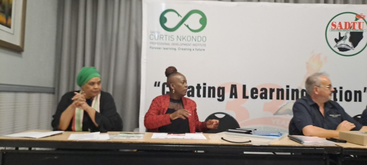 _cosatu's tweet photo. Dear #Shopstewards: At every workplace disability inclusion in decision making processes is crucial to cater for the needs of all employees and promote the human rights of persons with disabilities #Back2Basics #InclusiveLabourMarket https://t.co/KefZo5YUTS