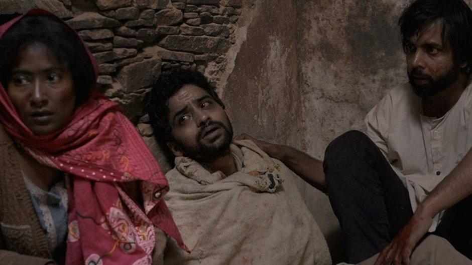 9) “Stolen” no Indijas (Karan Tejpal). Vislielākais festivāla pārsteigums. Indiešu Mad Max, kas sevī ietver visus iespējamos žanrus. Filma skatās uz vienas elpas. Balstītā uz reāliem notikumiem! 
9/10