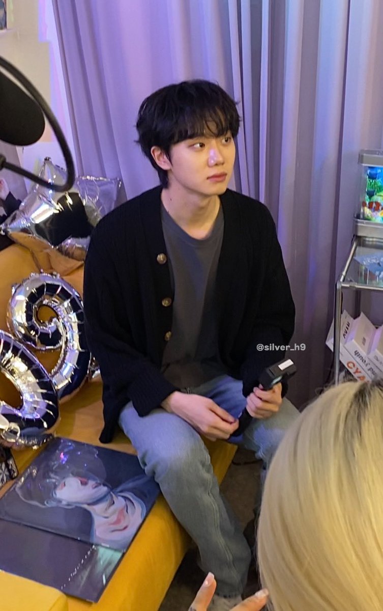 silver__h9's tweet photo. 나 그대마늘 .. ~ https://t.co/11KEd0CzYB