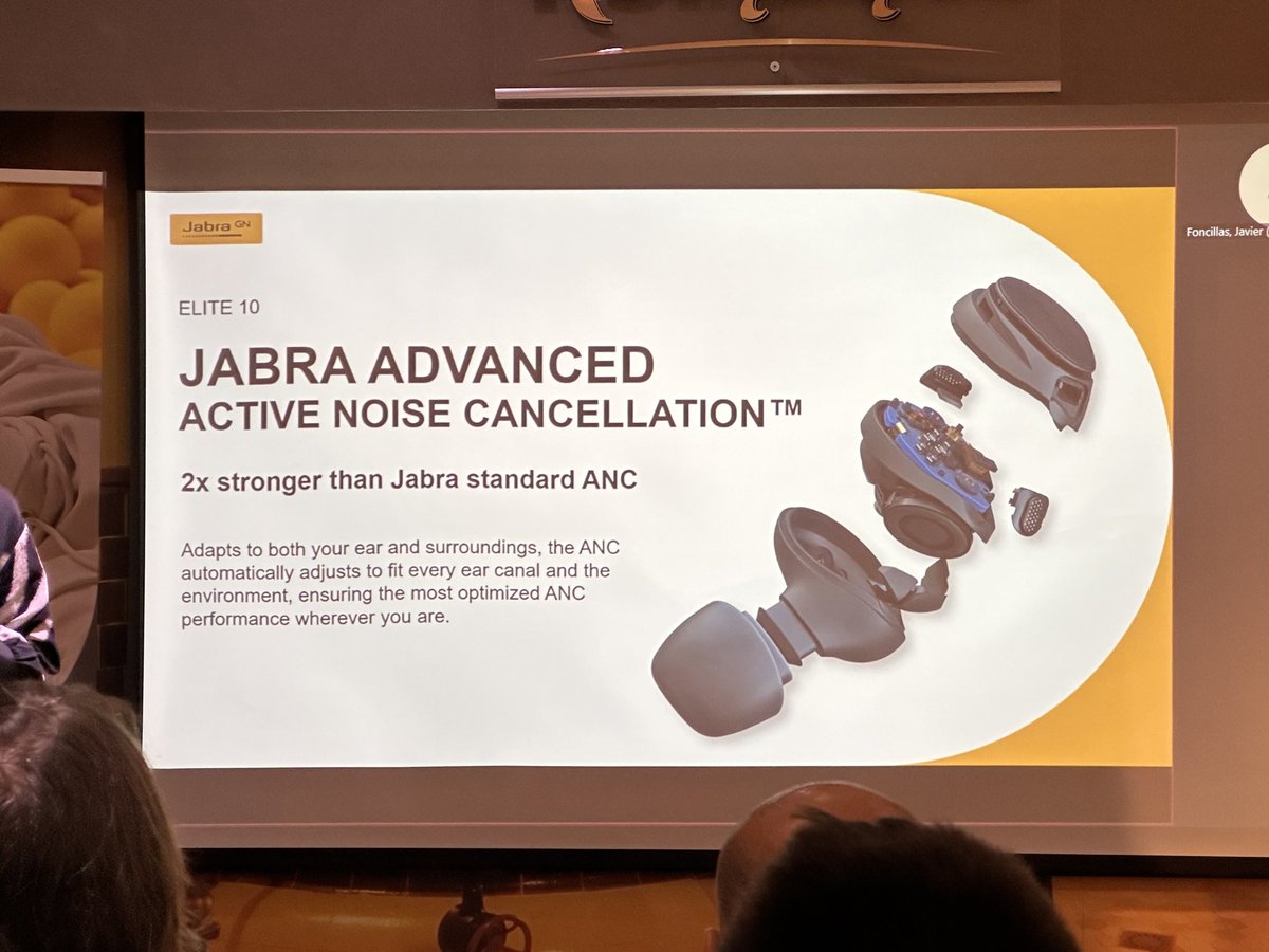 dominiklada's tweet photo. Dziś polska premiera najnowszych słuchawek @Jabra_US #Elite10 i #Elite8Active https://t.co/5JH6XItbbX