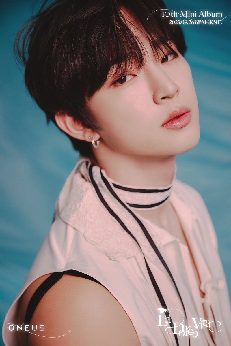 official_ONEUS's tweet image. [#원어스]

10th Mini Album [La Dolce Vita]

💧 CONCEPT PHOTO 💧
🔹 LEE DO 🔹

2023.09.26 6PM (KST) RELEASE✔

#ONEUS #La_Dolce_Vita 
#Baila_Conmigo 
#이도 #LEEDO