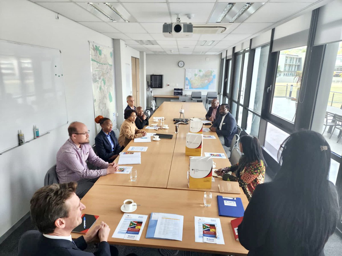 yvesiyer's tweet photo. Inspiring Industry collaboration at the German Embassy organised by Yvonne Iyer 🇿🇦 and Sebastian Haas
On September 12, 2023, SES-SA orchestrated a round table discussion at the German Embassy in Pretoria, bringing together key industry leaders about skills development. https://t.co/pQLQfvpfpR