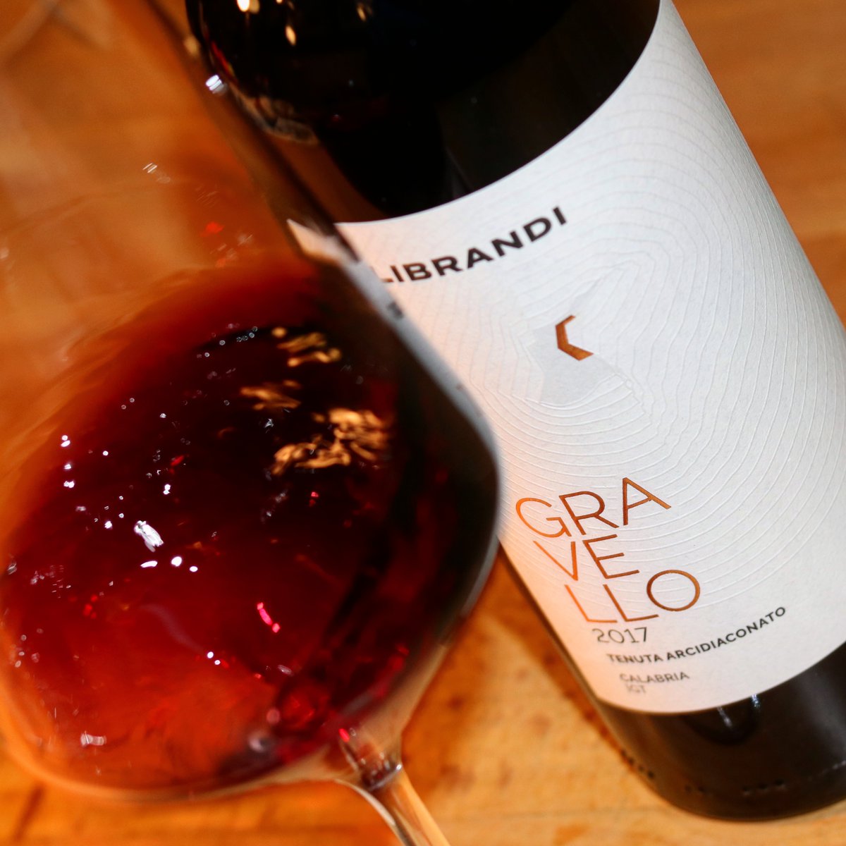 MerzSapori's tweet photo. Gravello Calabria Rosso IGT - #Librandi, unser Tipp aus Kalabrien https://t.co/2ADhb347sX #weinausitalien #wein #librandi https://t.co/R6mmvXVIRN